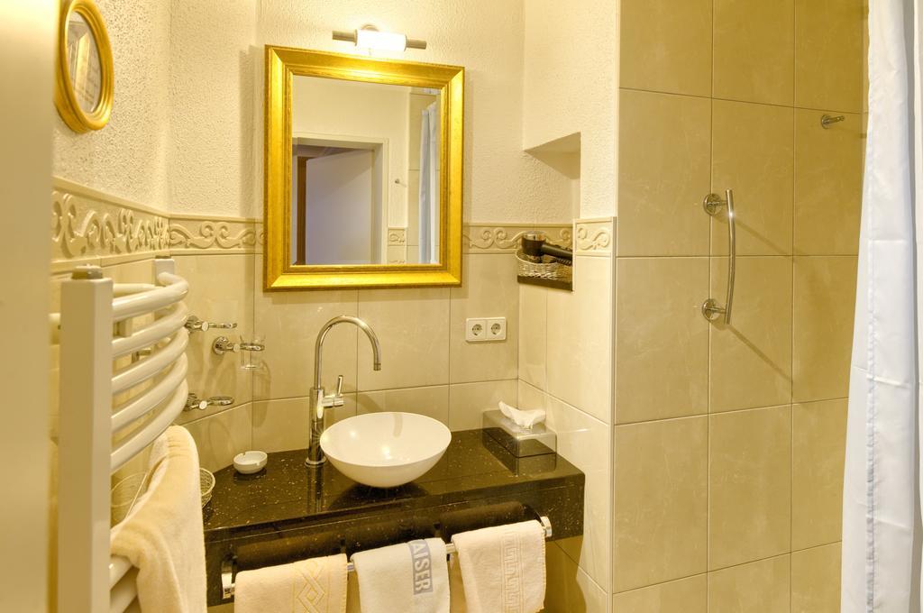 Hotel & Restaurant Kaiserhof Bad Bellingen Ngoại thất bức ảnh
